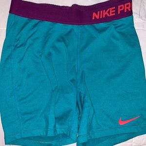 Nike pros